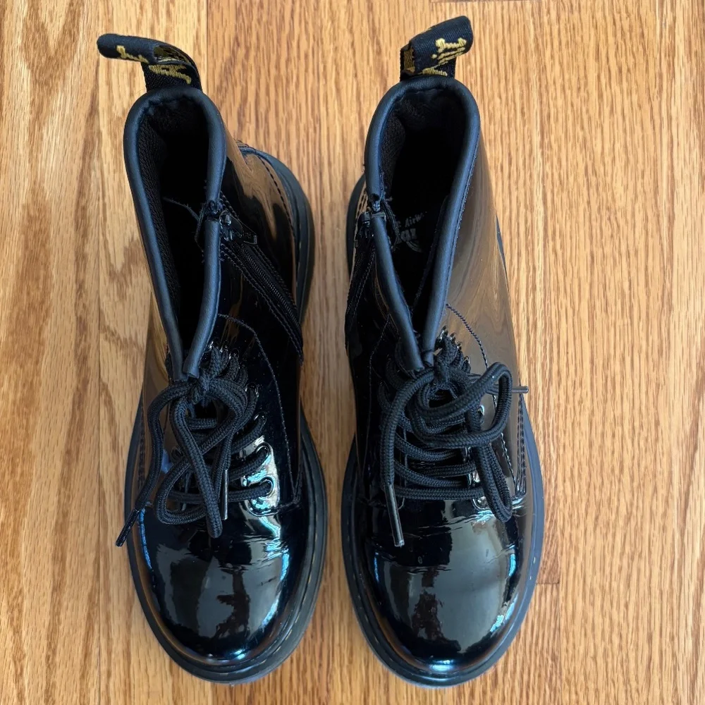 Dr. Martens Kids Black Patent Leather Lace-Up Boots